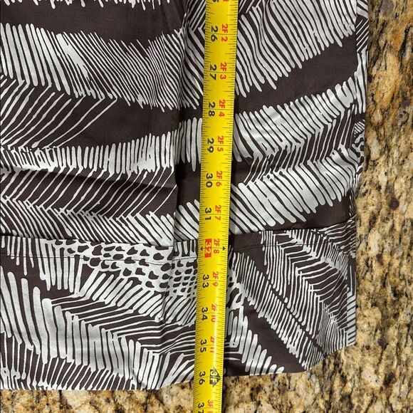 BCBGMaxAzria cocoa combo sleeveless V-neck dress size 8 - Picture 10 of 10